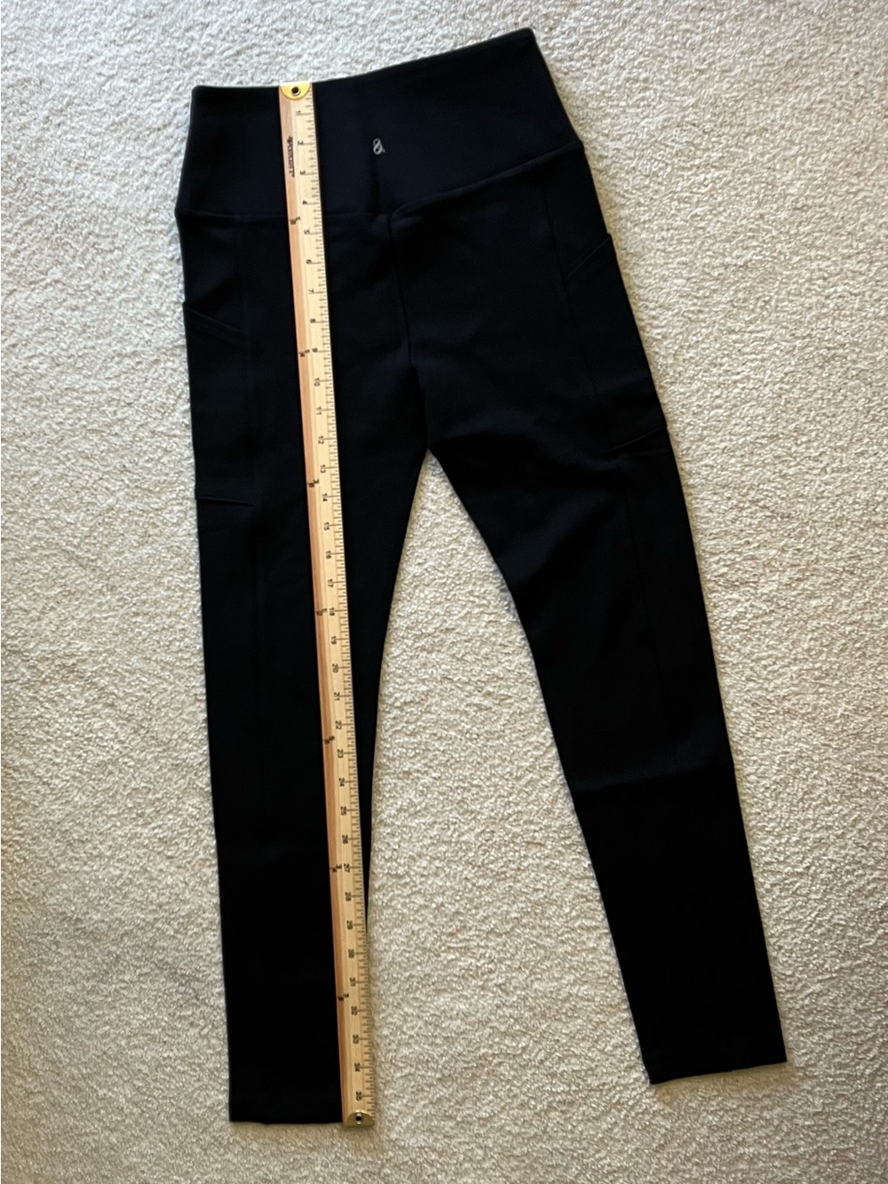Lou & Grey Black Sporty Ponte Side Pocket Leggings - Picture 6 of 9